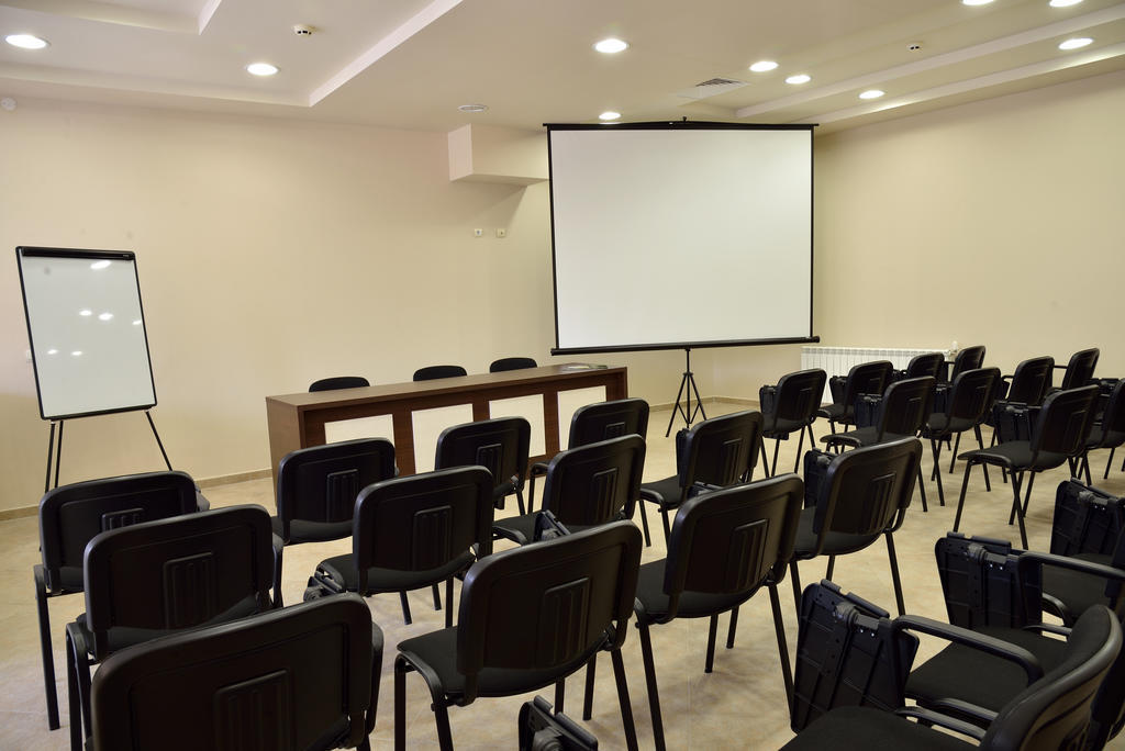 גולדן סנדס Glicinia Hotel מראה חיצוני תמונה