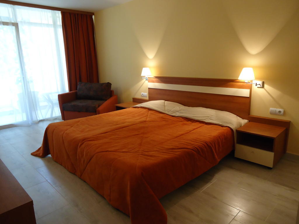 גולדן סנדס Glicinia Hotel חדר תמונה