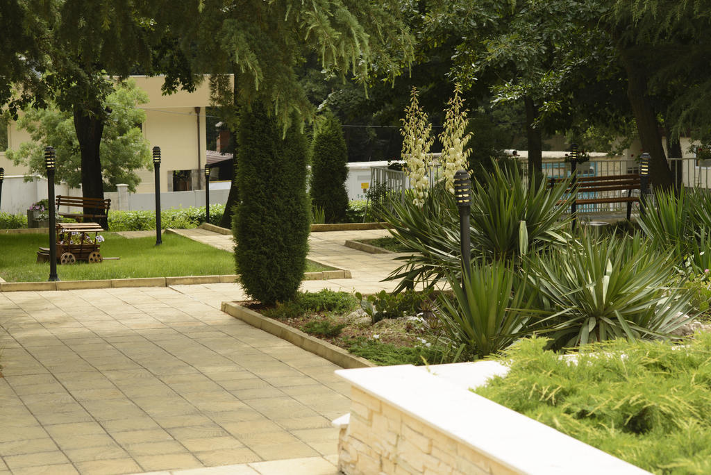 גולדן סנדס Glicinia Hotel מראה חיצוני תמונה