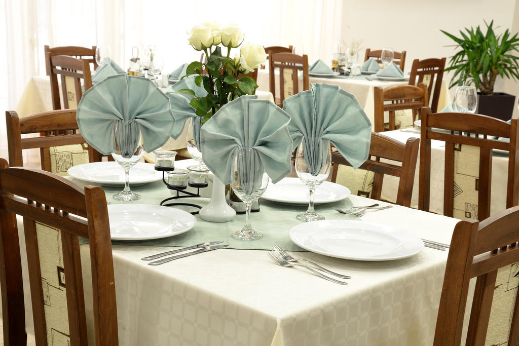 גולדן סנדס Glicinia Hotel מראה חיצוני תמונה